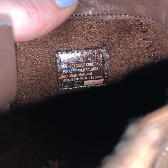 Sketchers Memory Foam block heel leather short brown Chelsea boots Sz 8.5 rustic - Picture 14 of 17